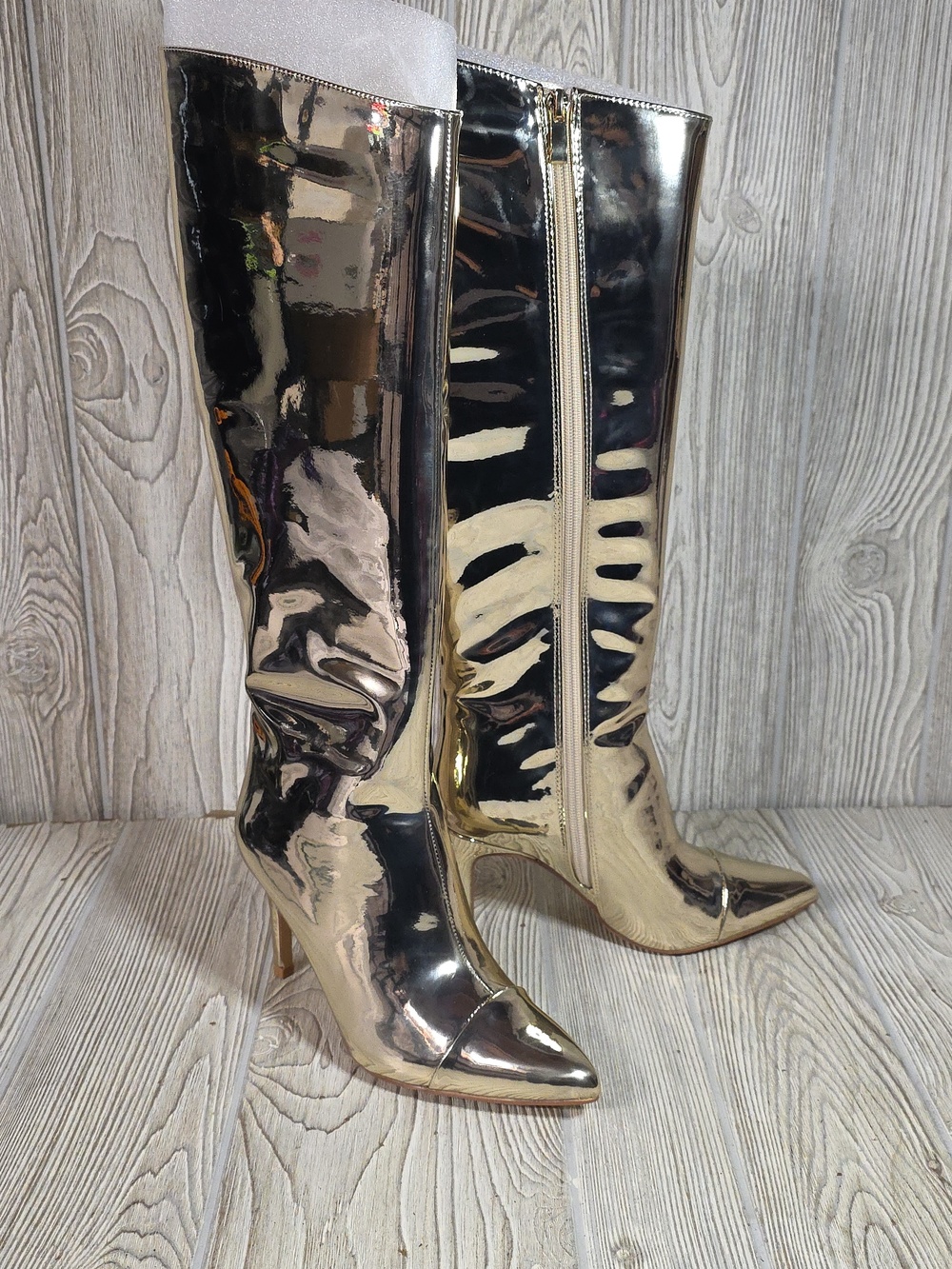 Shoe'N Tale Gold Metallic Knee High Pointed Toe Boots Womens Size 36 US 6 NEW